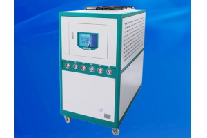 15匹風冷式冷水機