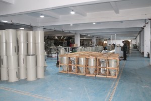 干燥桶半成品倉庫